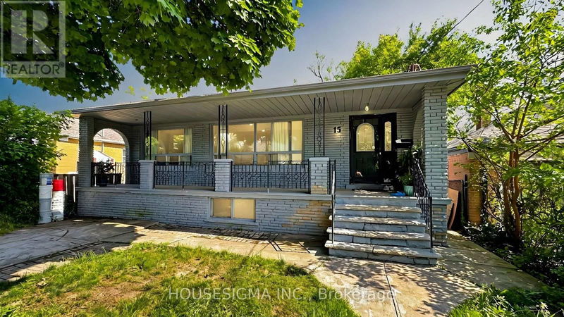 15 Charleswood Drive  Toronto (Clanton Park), M3H1X3 | Image 1