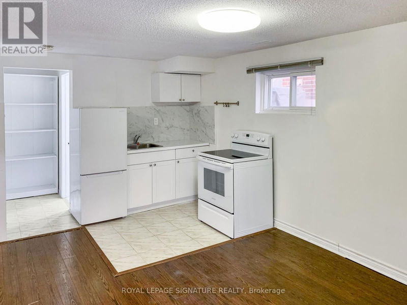 96 Carnival Court  Toronto (Westminster-Branson), M2R3T8 | Image 32