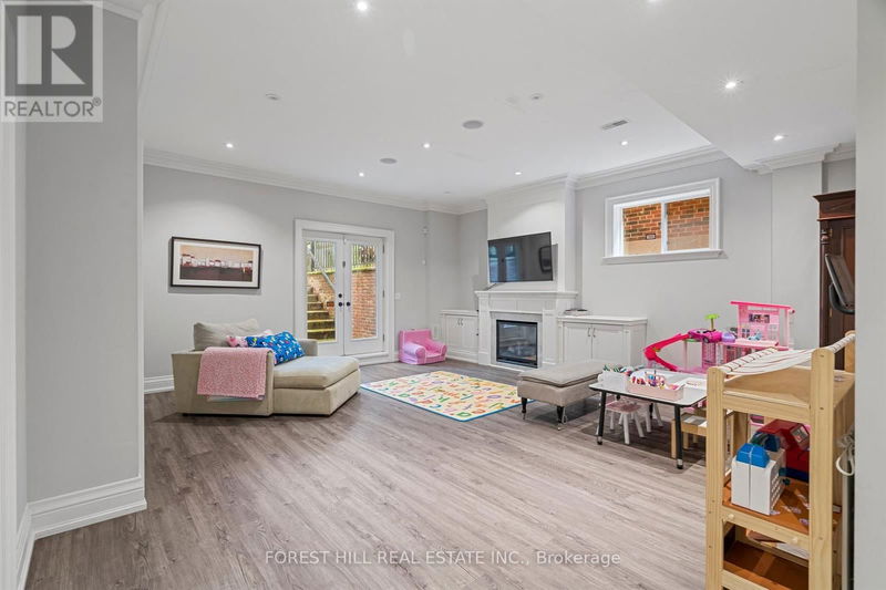 102 Carmichael Avenue  Toronto (Bedford Park-Nortown), M5M2W9 | Image 26