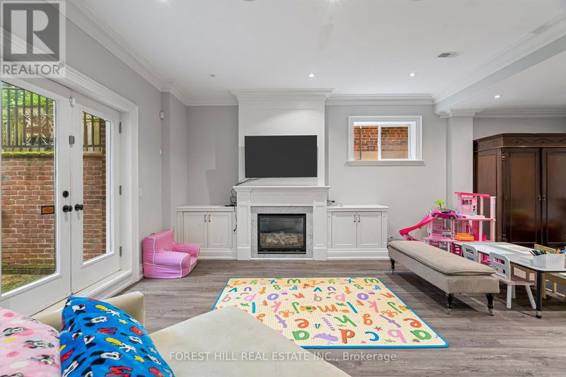 102 Carmichael Avenue  Toronto (Bedford Park-Nortown), M5M2W9 | Image 27