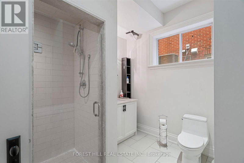 102 Carmichael Avenue  Toronto (Bedford Park-Nortown), M5M2W9 | Image 28