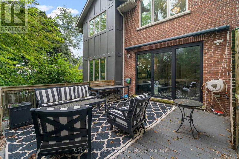 102 Carmichael Avenue  Toronto (Bedford Park-Nortown), M5M2W9 | Image 30