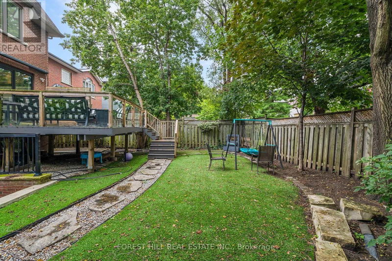 102 Carmichael Avenue  Toronto (Bedford Park-Nortown), M5M2W9 | Image 31