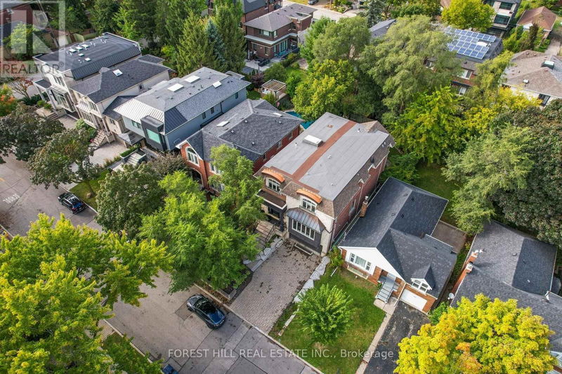 102 Carmichael Avenue  Toronto (Bedford Park-Nortown), M5M2W9 | Image 32