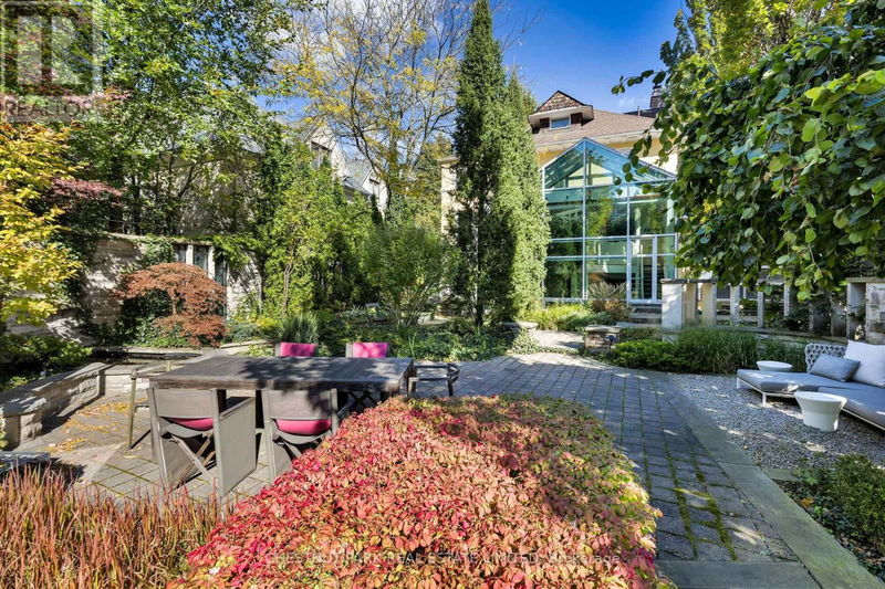 23 South Drive  Toronto (Rosedale-Moore Park), M4W1R2 | Image 38