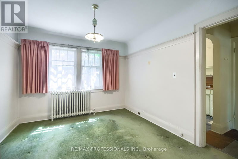 203 Brookdale Avenue  Toronto (Lawrence Park North), M5M1P4 | Image 10