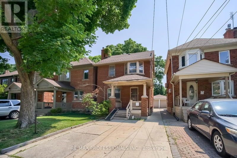 203 Brookdale Avenue  Toronto (Lawrence Park North), M5M1P4 | Image 2