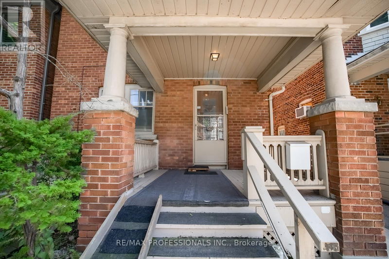 203 Brookdale Avenue  Toronto (Lawrence Park North), M5M1P4 | Image 4