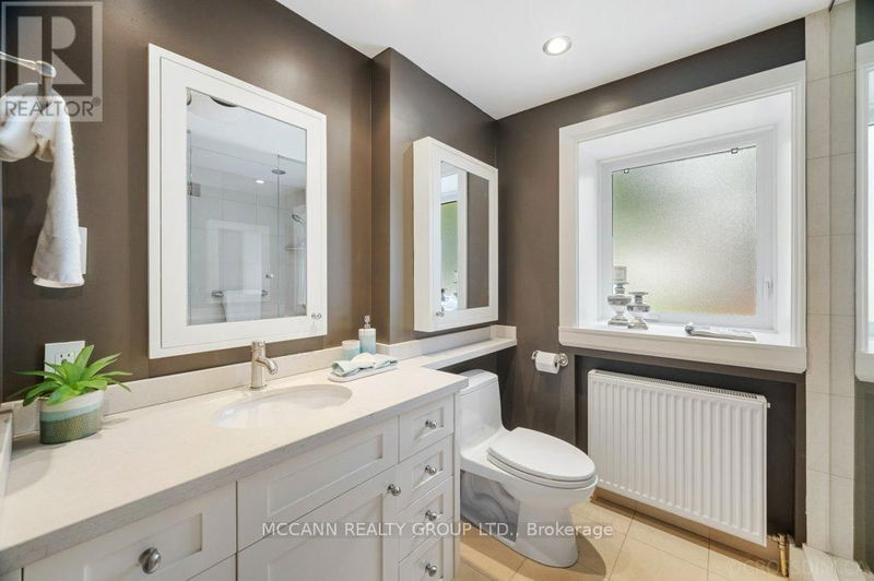 48 Joicey Boulevard  Toronto (Bedford Park-Nortown), M5M2S9 | Image 22