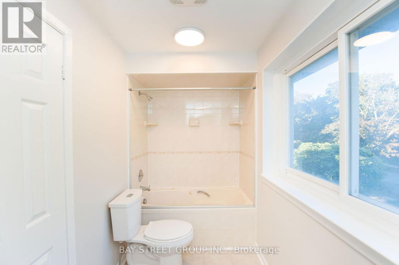 36 Brahms Avenue  Toronto (Hillcrest Village), M2H1H4 | Image 17