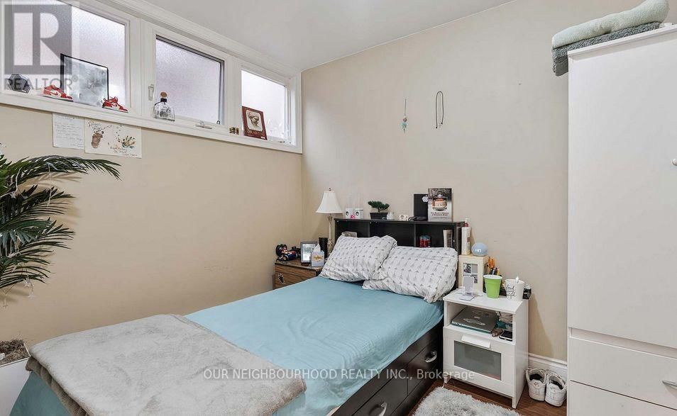 243 LIPPINCOTT STREET Image 33