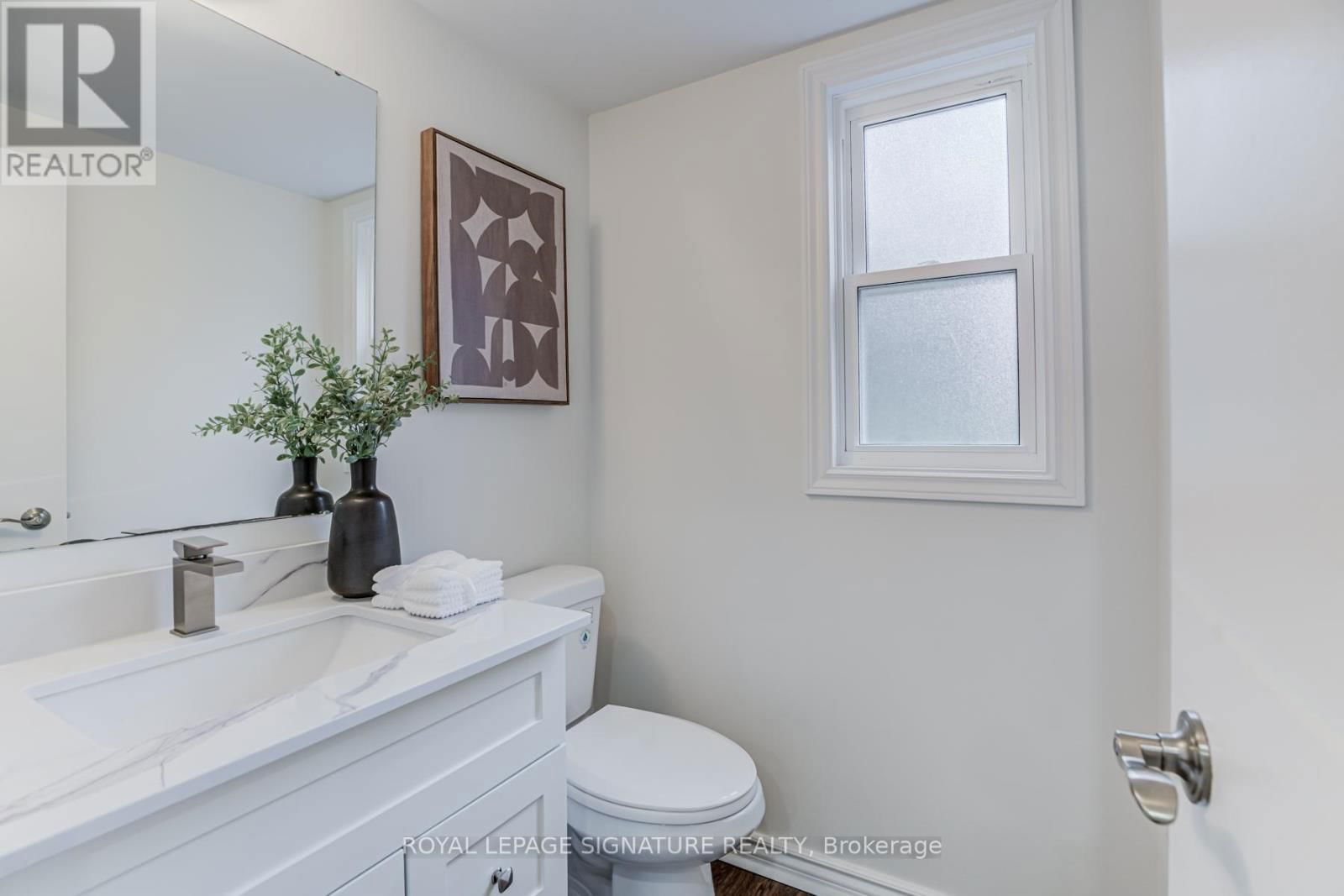 17 - 296 TORRESDALE AVENUE Image 17