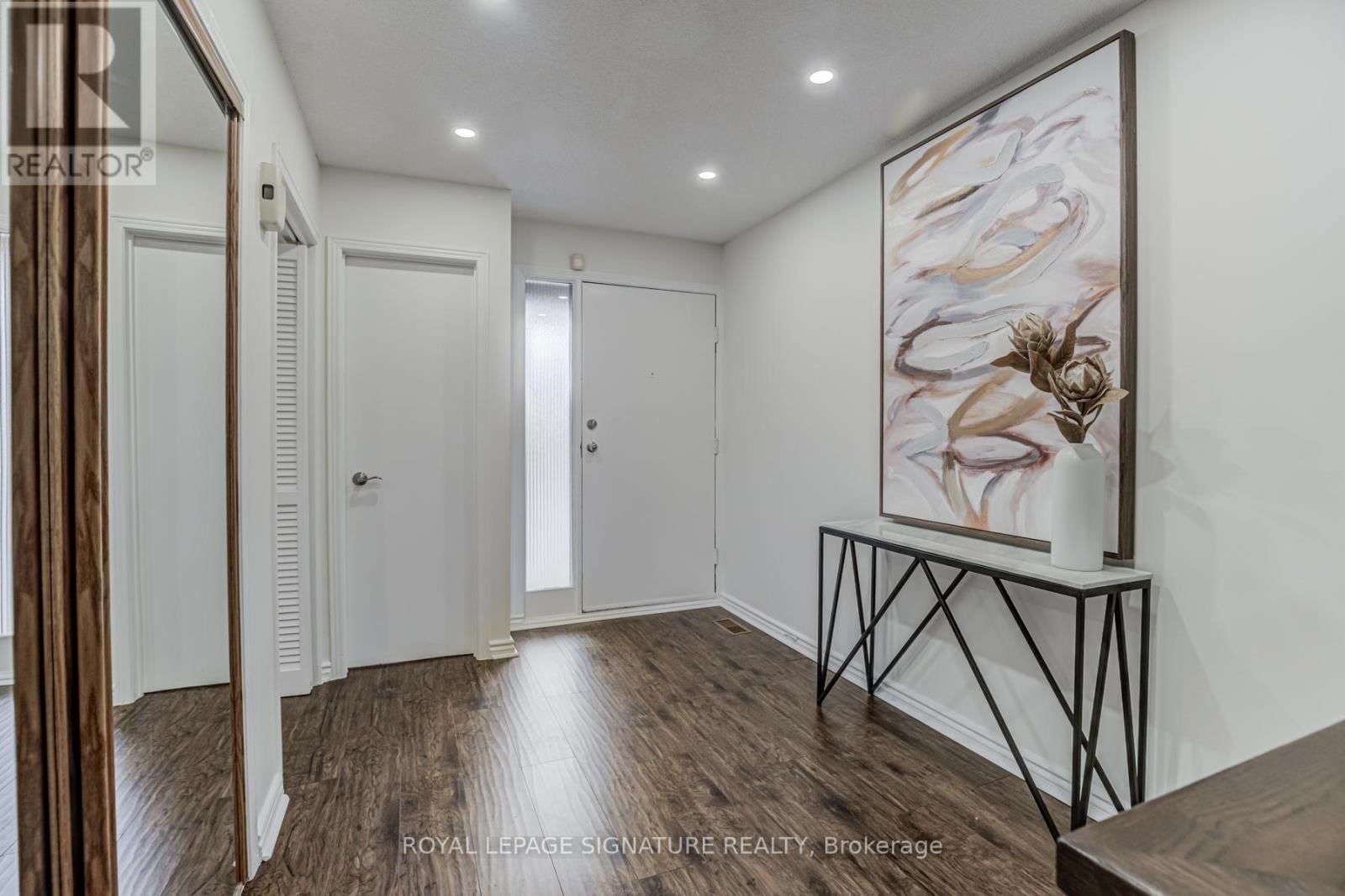 17 - 296 TORRESDALE AVENUE Image 3