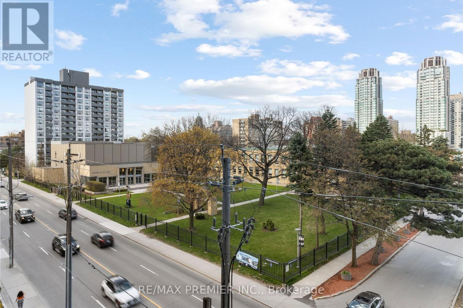 404 - 1486 BATHURST STREET Image 31