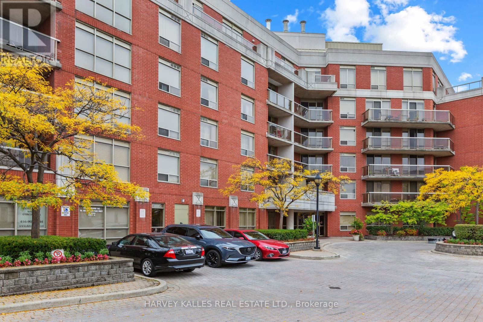 103 - 800 SHEPPARD AVENUE W Image 1