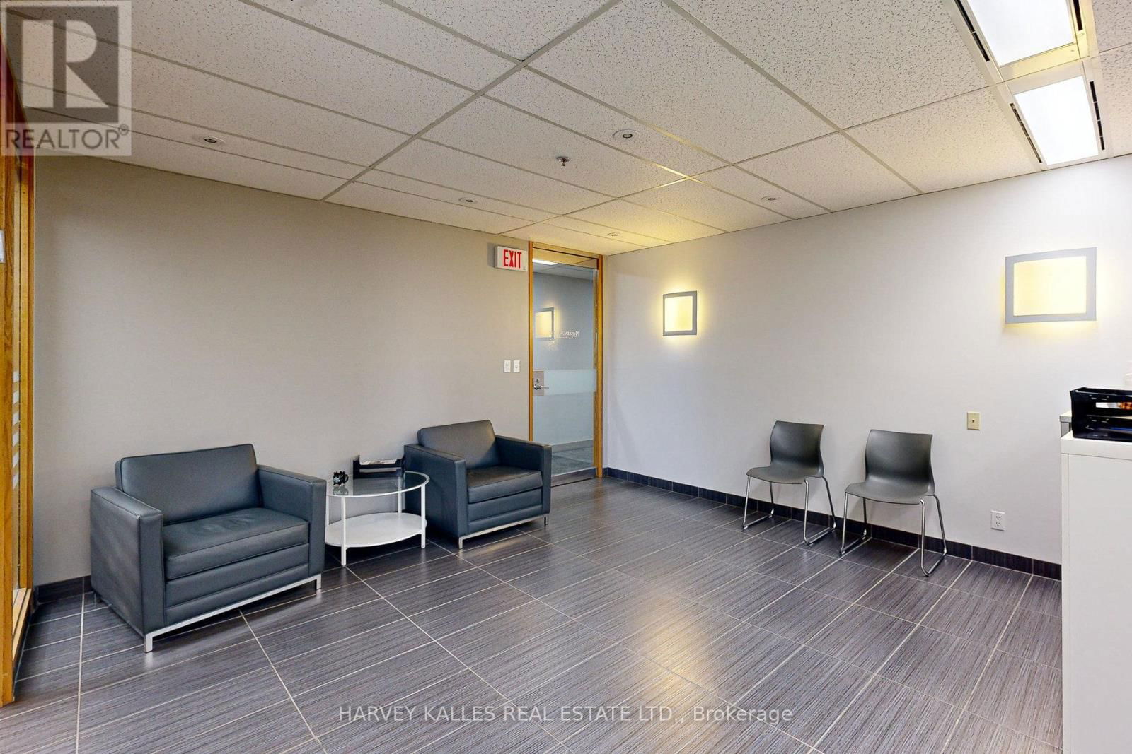 302 - 45 SHEPPARD AVENUE E Image 6