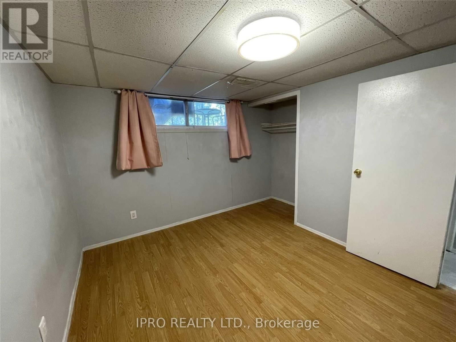 BSMT - 26 FROLICK CRESCENT Image 7