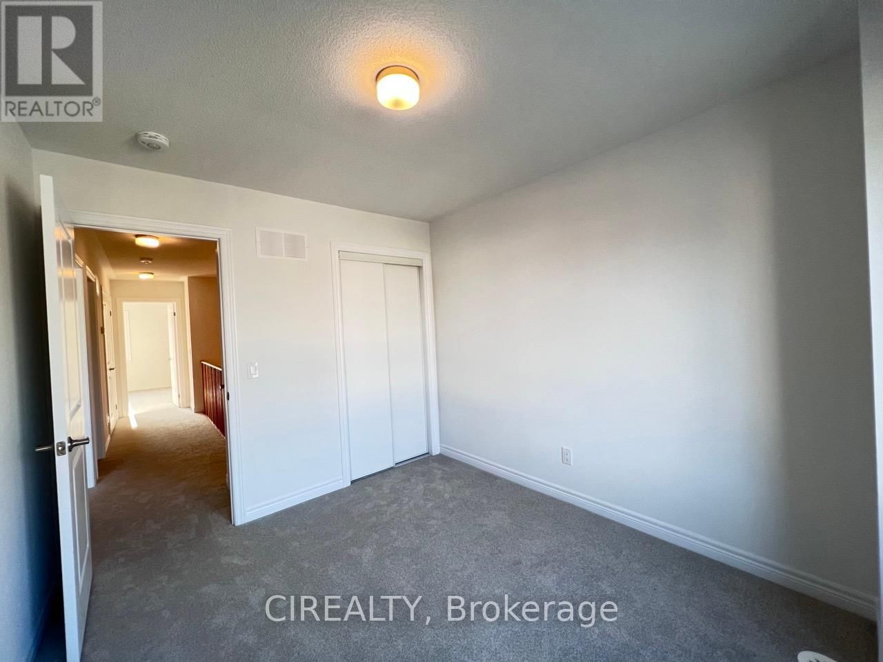 20 SORBARA WAY Image 11