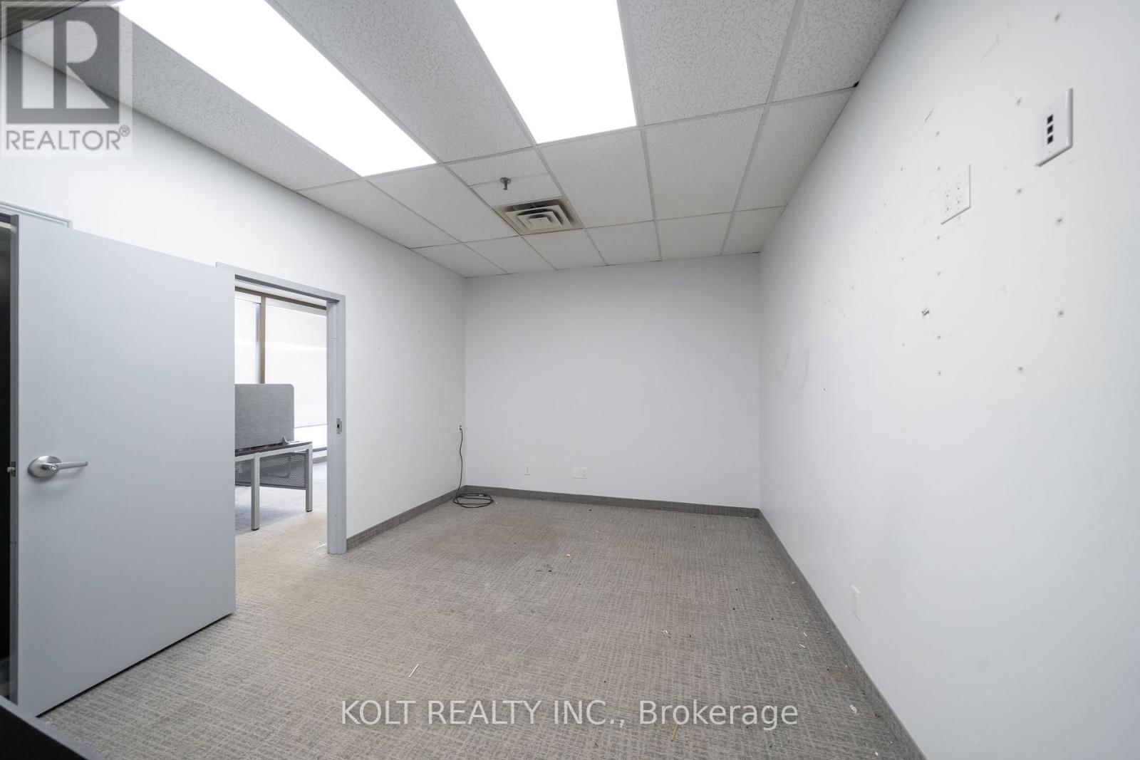 UNIT 6 - 445 MILNER AVENUE Image 7