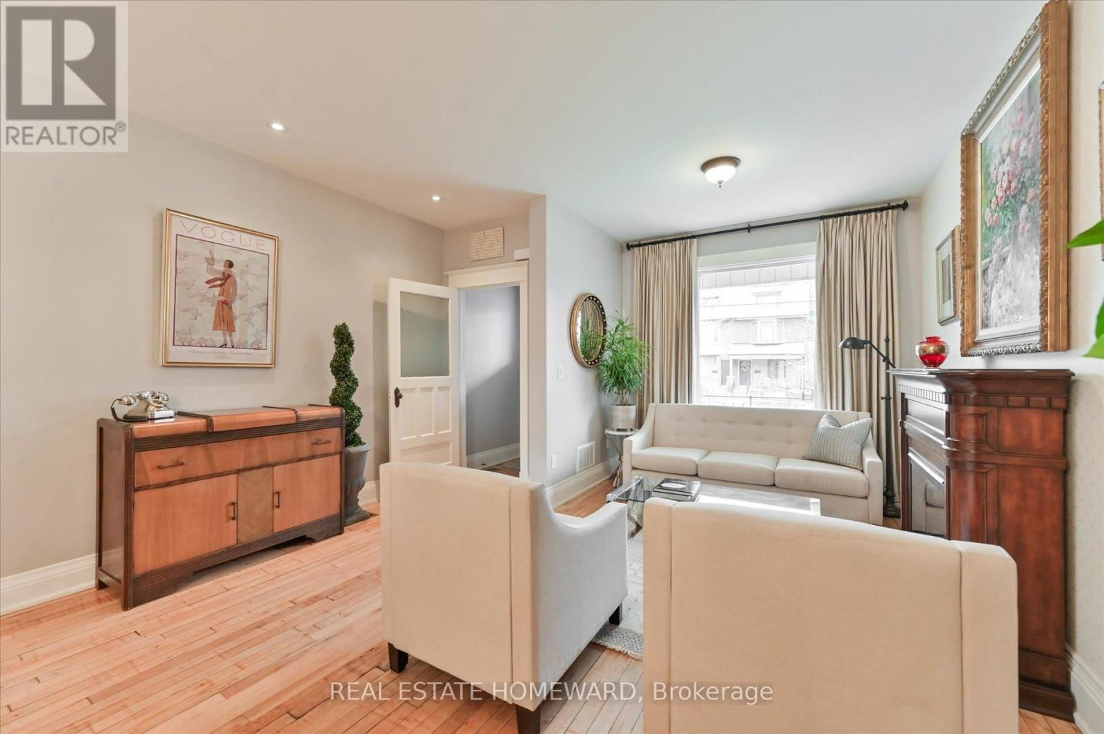 27 STRATHMORE BOULEVARD Image 7