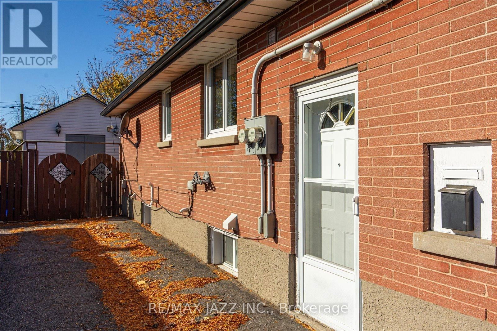 256 BALDWIN STREET Image 14