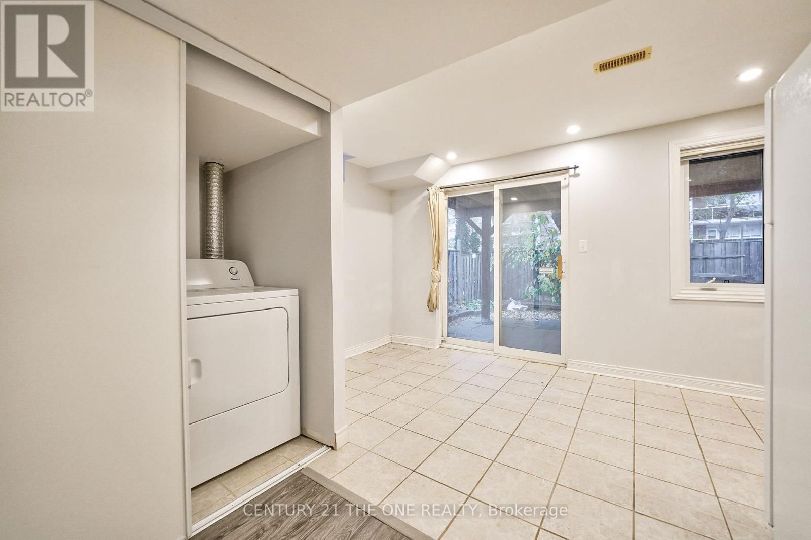 76 HIGHHILL DRIVE Image 33