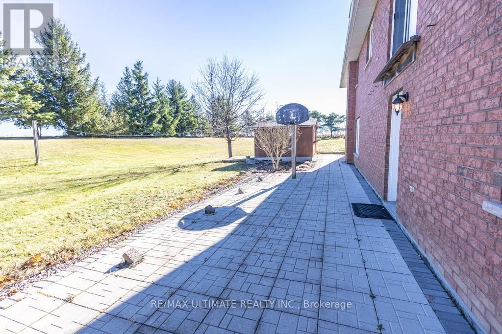 3755 SIMCOE STREET N Image 34