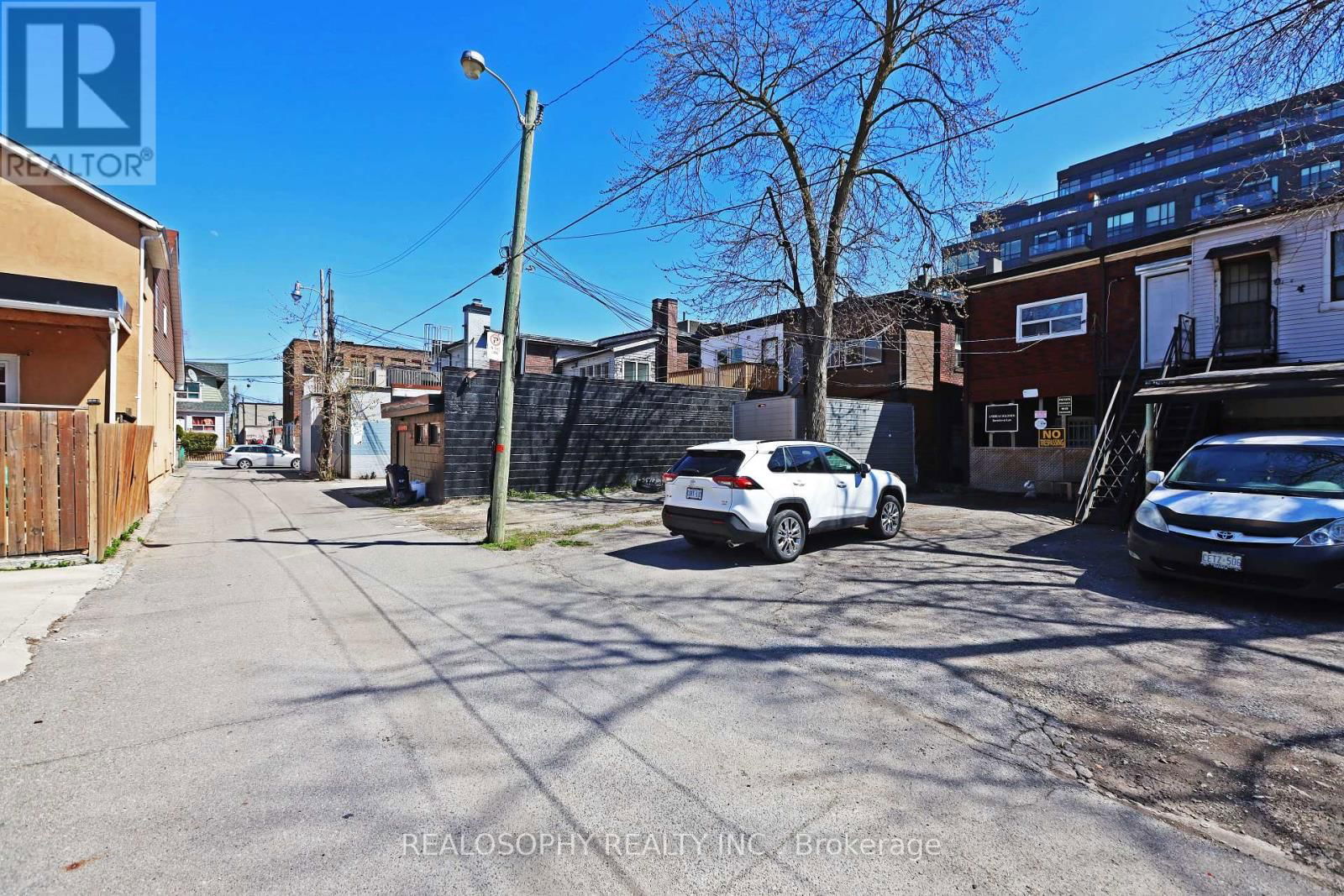 1170 DANFORTH AVENUE Image 4