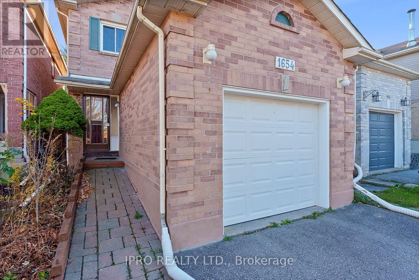 1654 MCBRADY CRESCENT Image 3