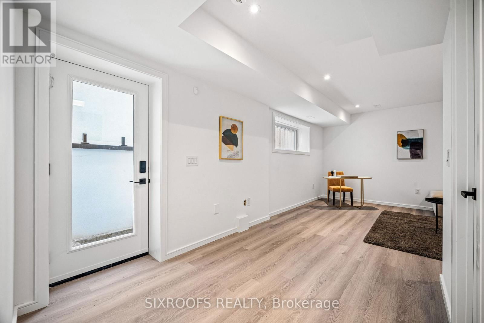 42 ORLEY AVENUE Image 35