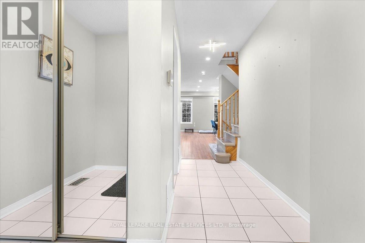 29 WOOLF CRESCENT Image 4