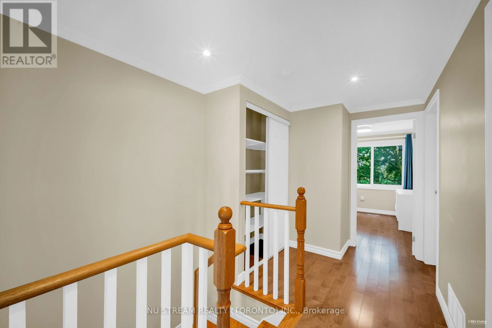 207 HUNTINGDALE BOULEVARD Image 10