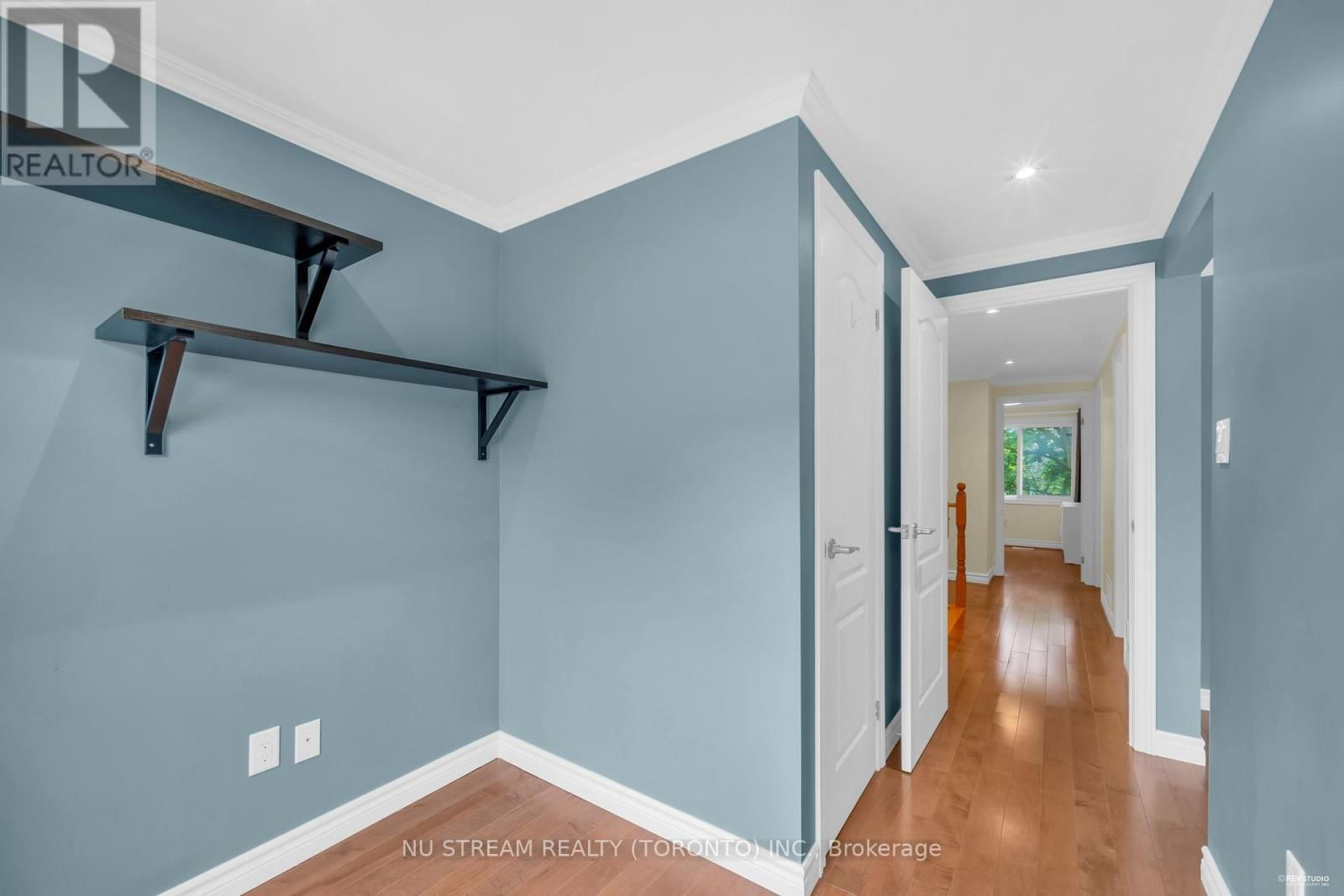 207 HUNTINGDALE BOULEVARD Image 13