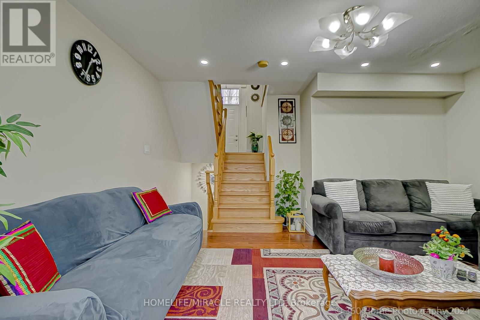 24A BEACHELL STREET Image 17