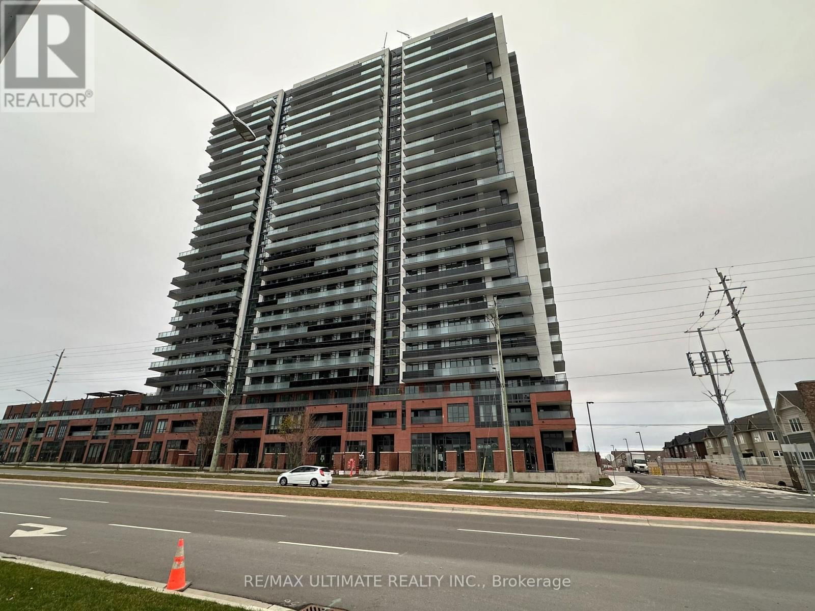 409 - 2545 SIMCOE STREET N Image 1