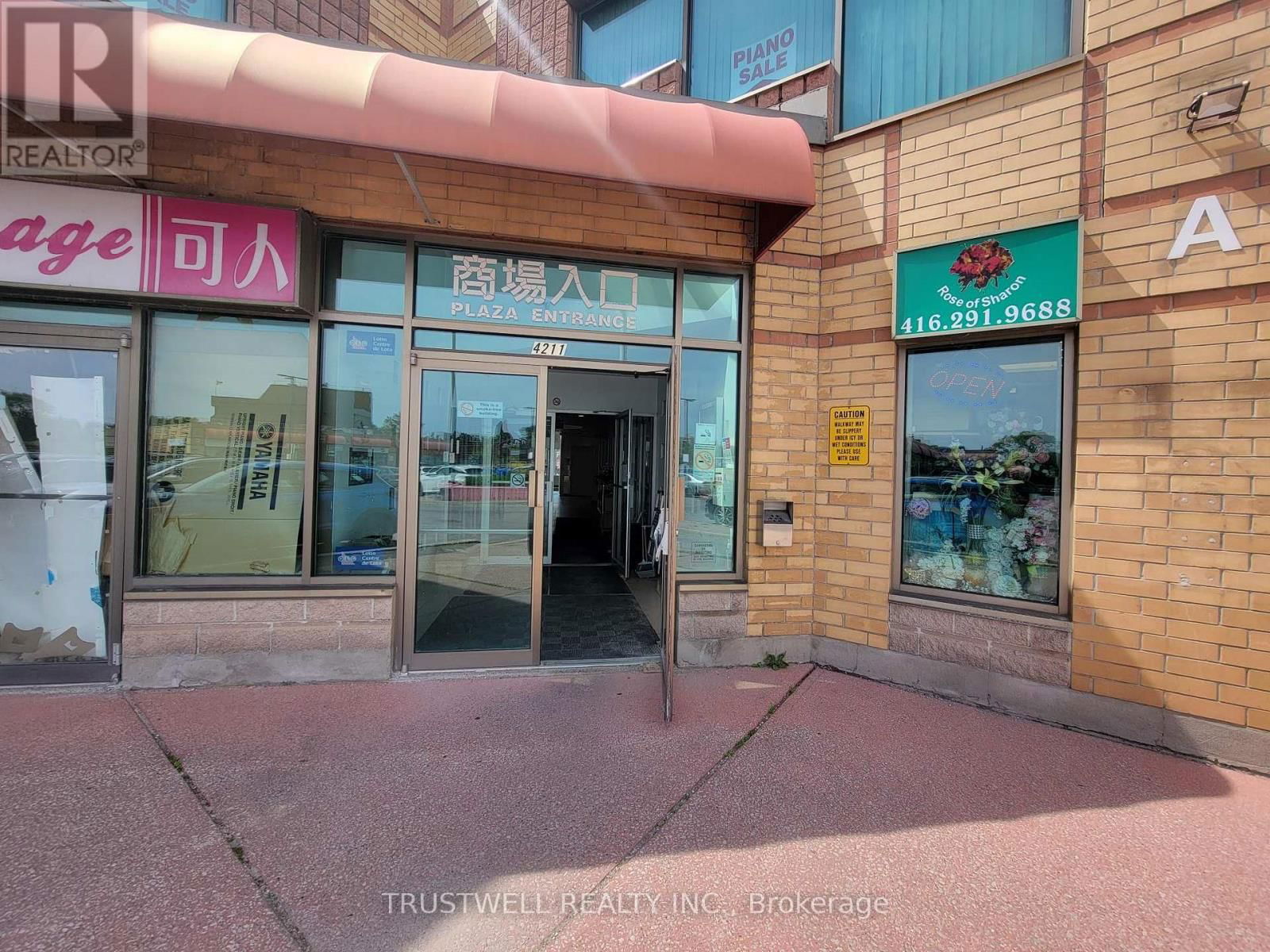 A207* - 4211 SHEPPARD AVENUE E Image 2