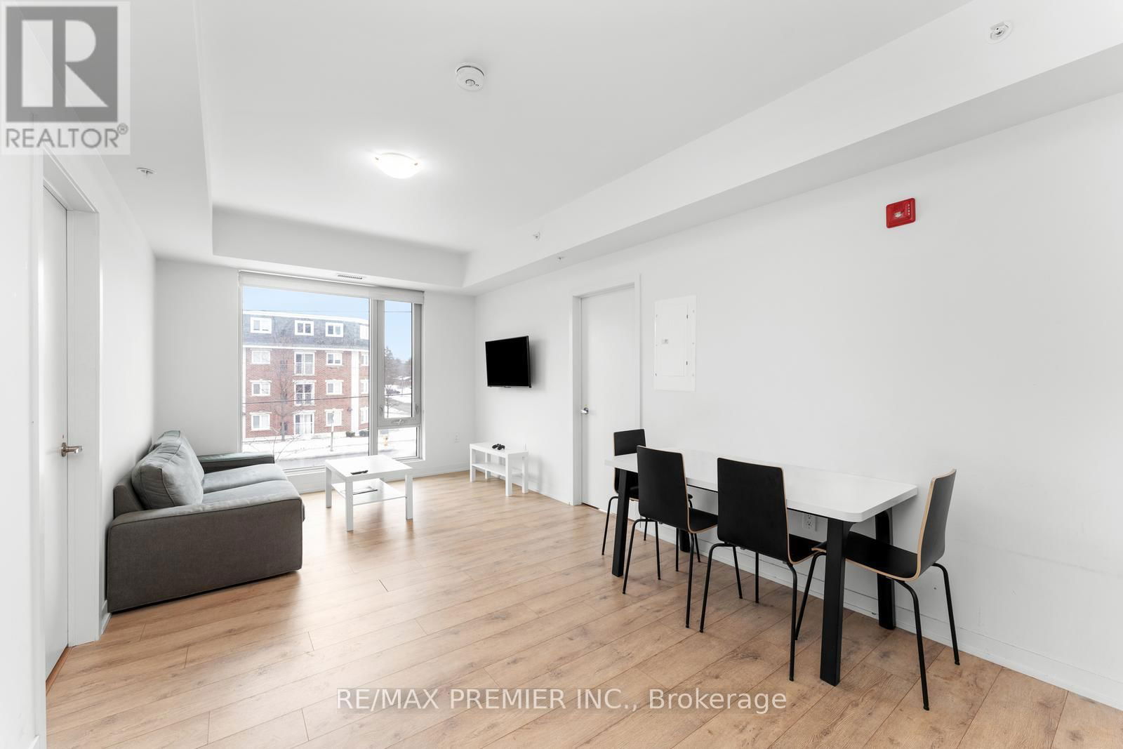 212 - 1800 SIMCOE STREET NORTH Image 12