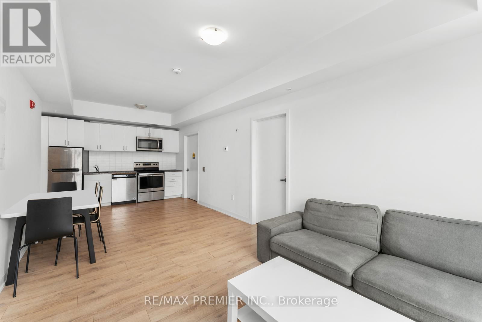 212 - 1800 SIMCOE STREET NORTH Image 14