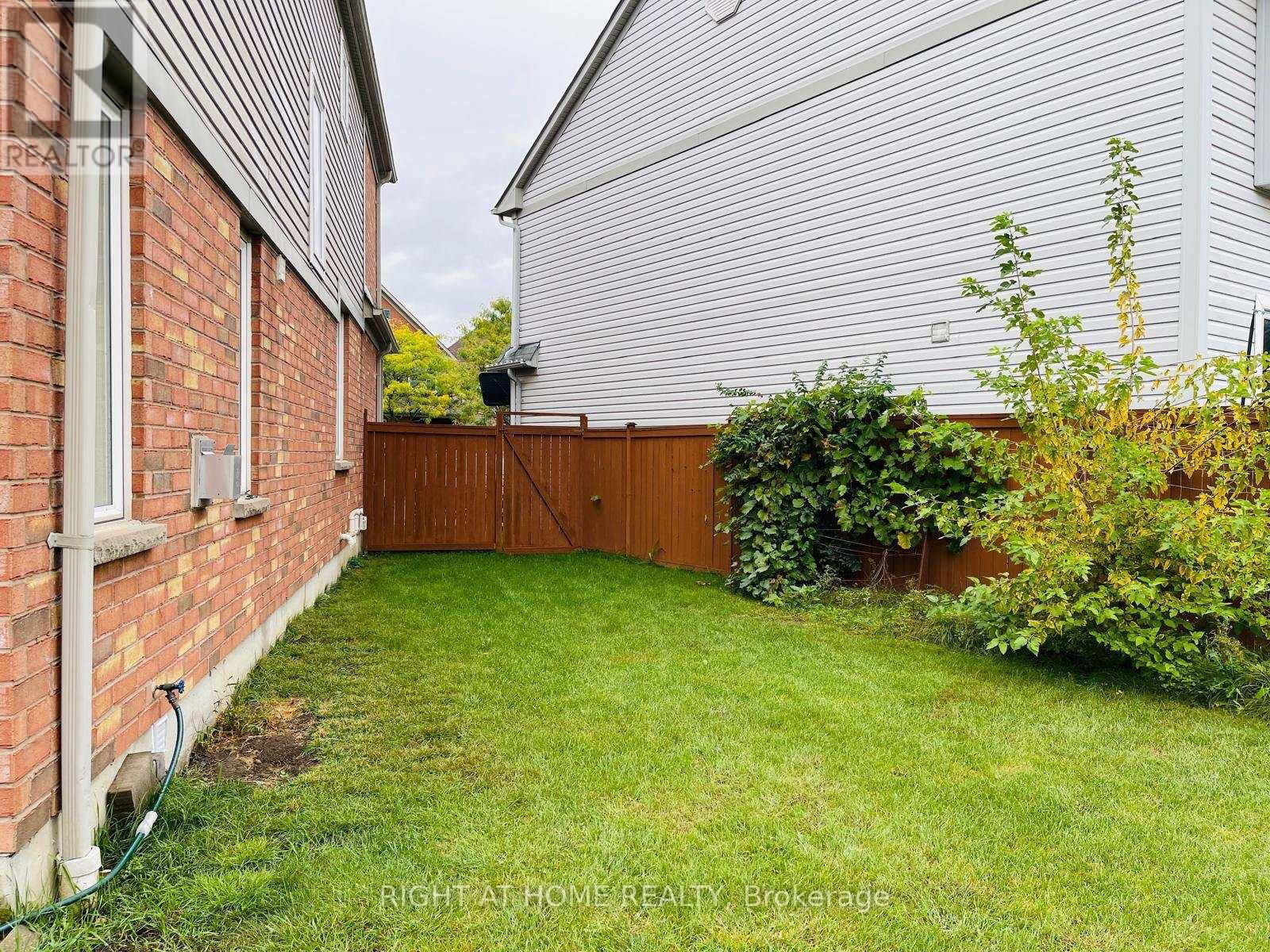 36 MARRINER CRESCENT Image 24