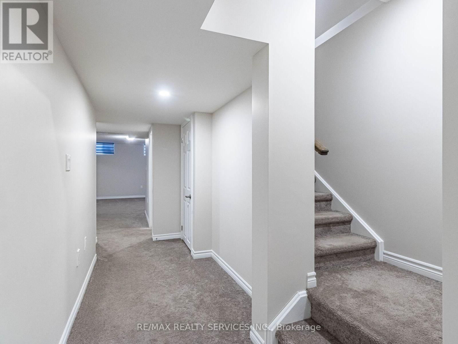 259 FLEETWOOD DRIVE Image 35