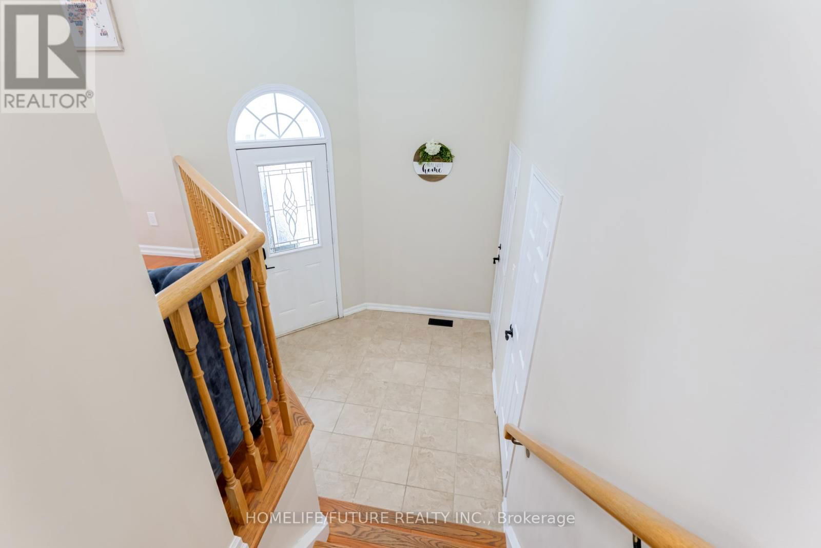 1073 MOUNTVIEW DRIVE Image 6