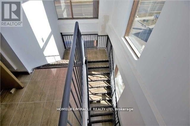 104 - 3875 MCNICOLL AVENUE Image 22