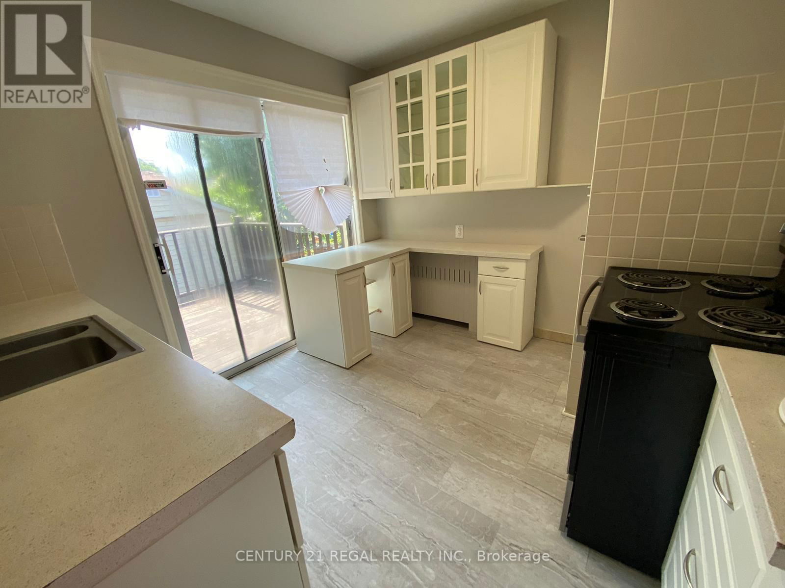 Upper - 25 SHANGARRY DRIVE Image 10