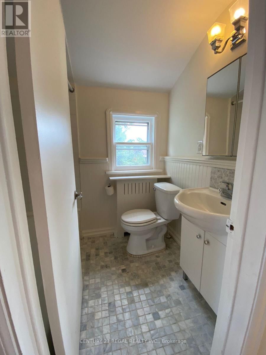 Upper - 25 SHANGARRY DRIVE Image 11