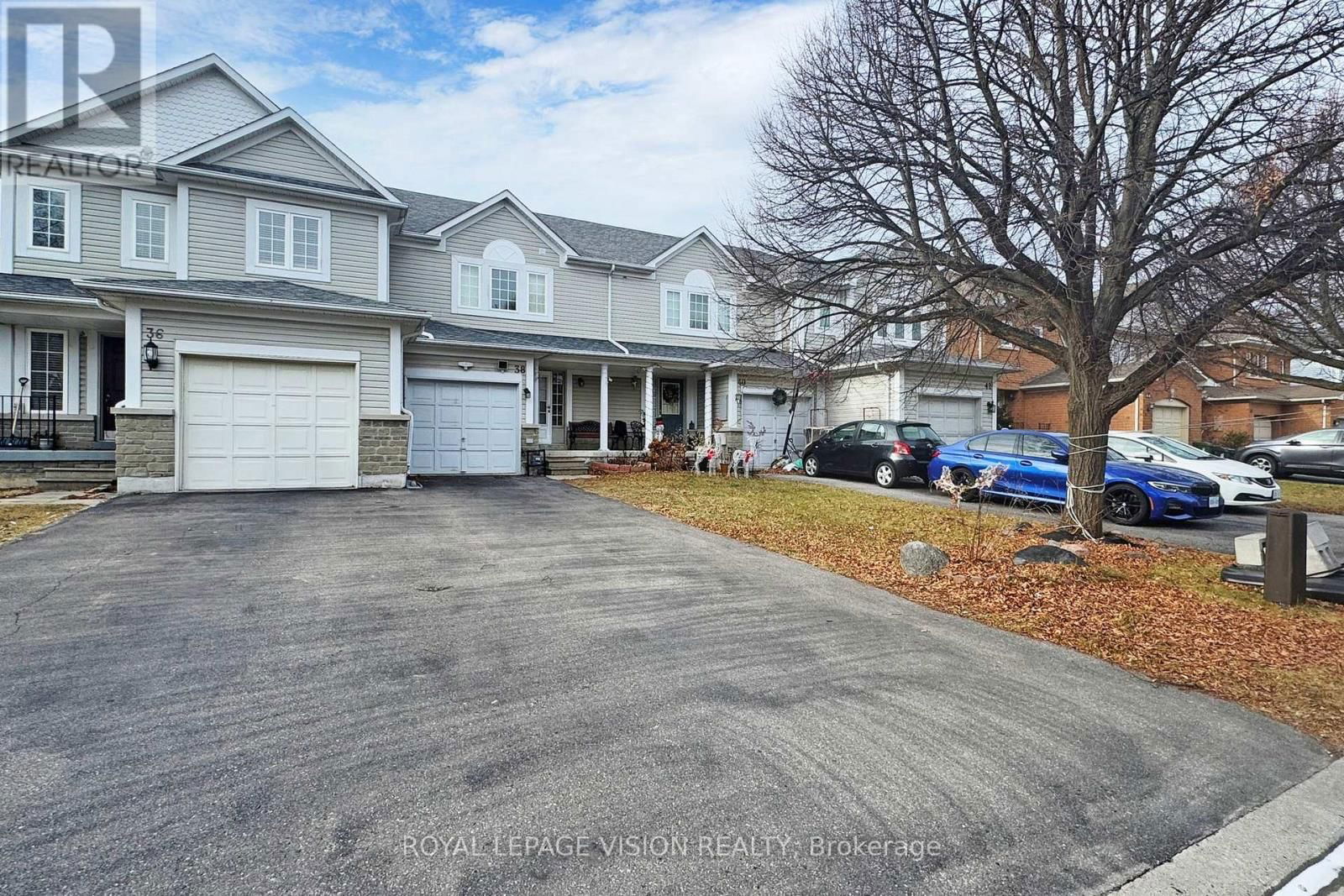 38 EASTPORT DRIVE Image 1