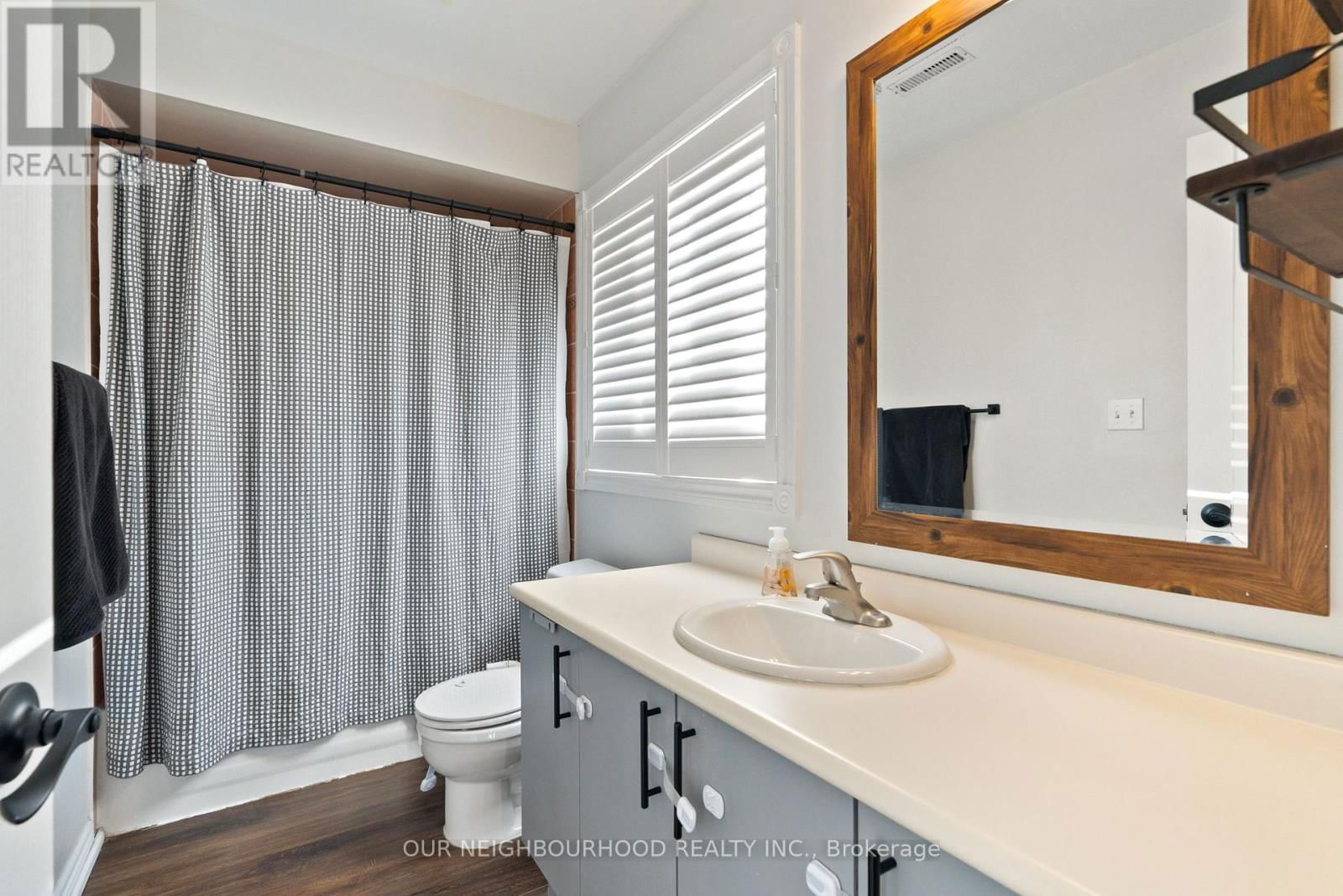 1656 WHITESTONE DRIVE Image 32