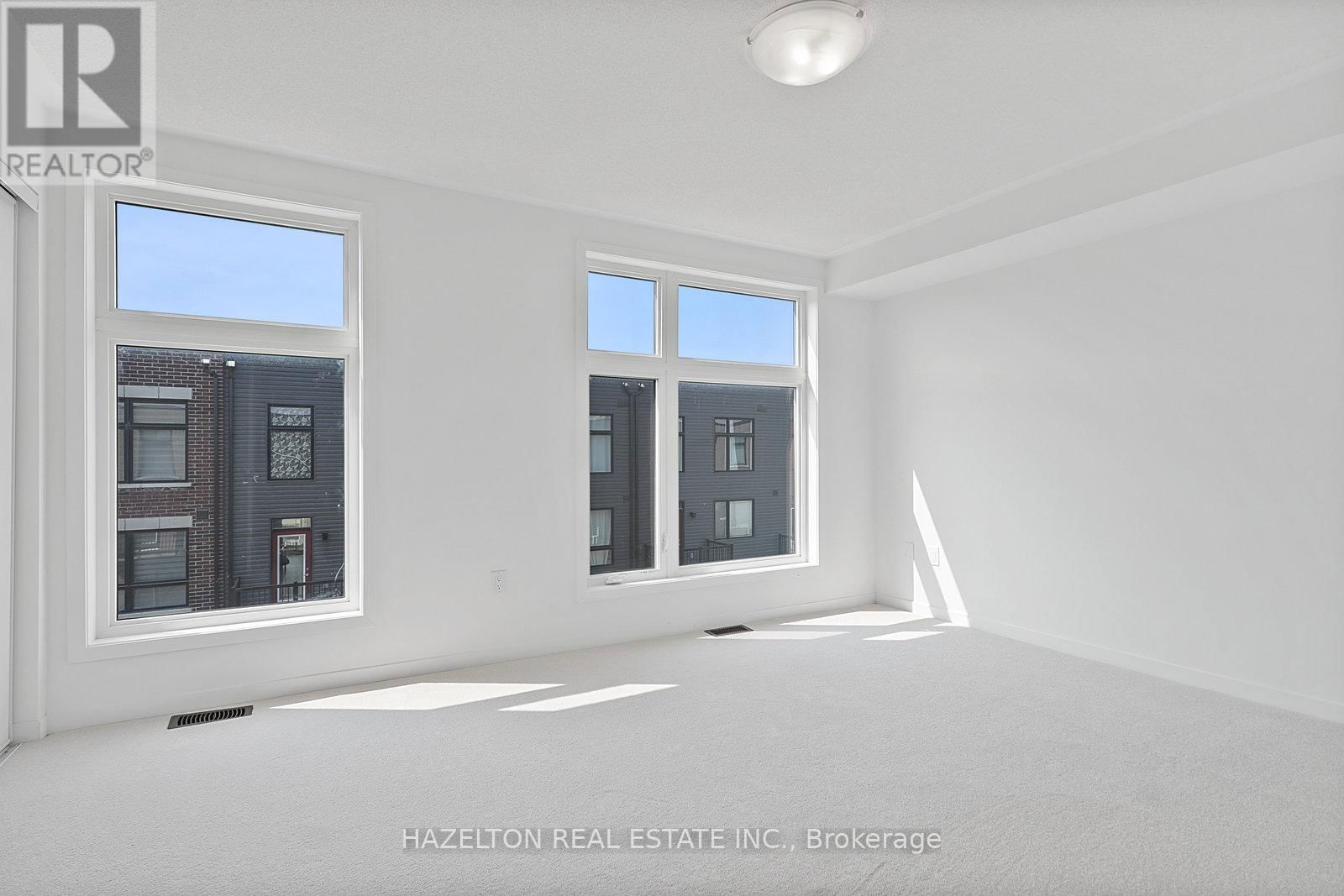 22 PEGLER STREET E Image 12