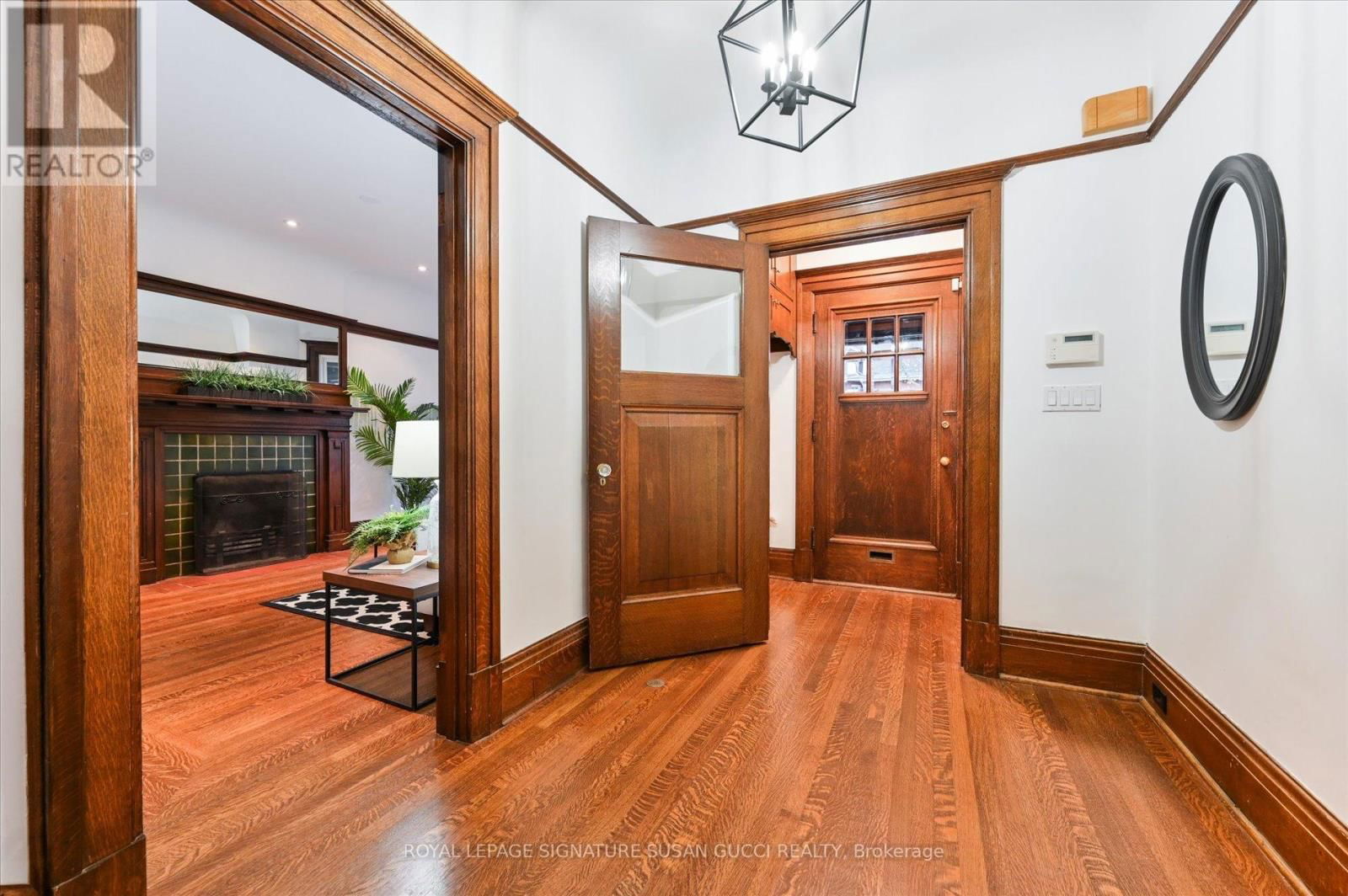 6 LYALL AVENUE Image 4