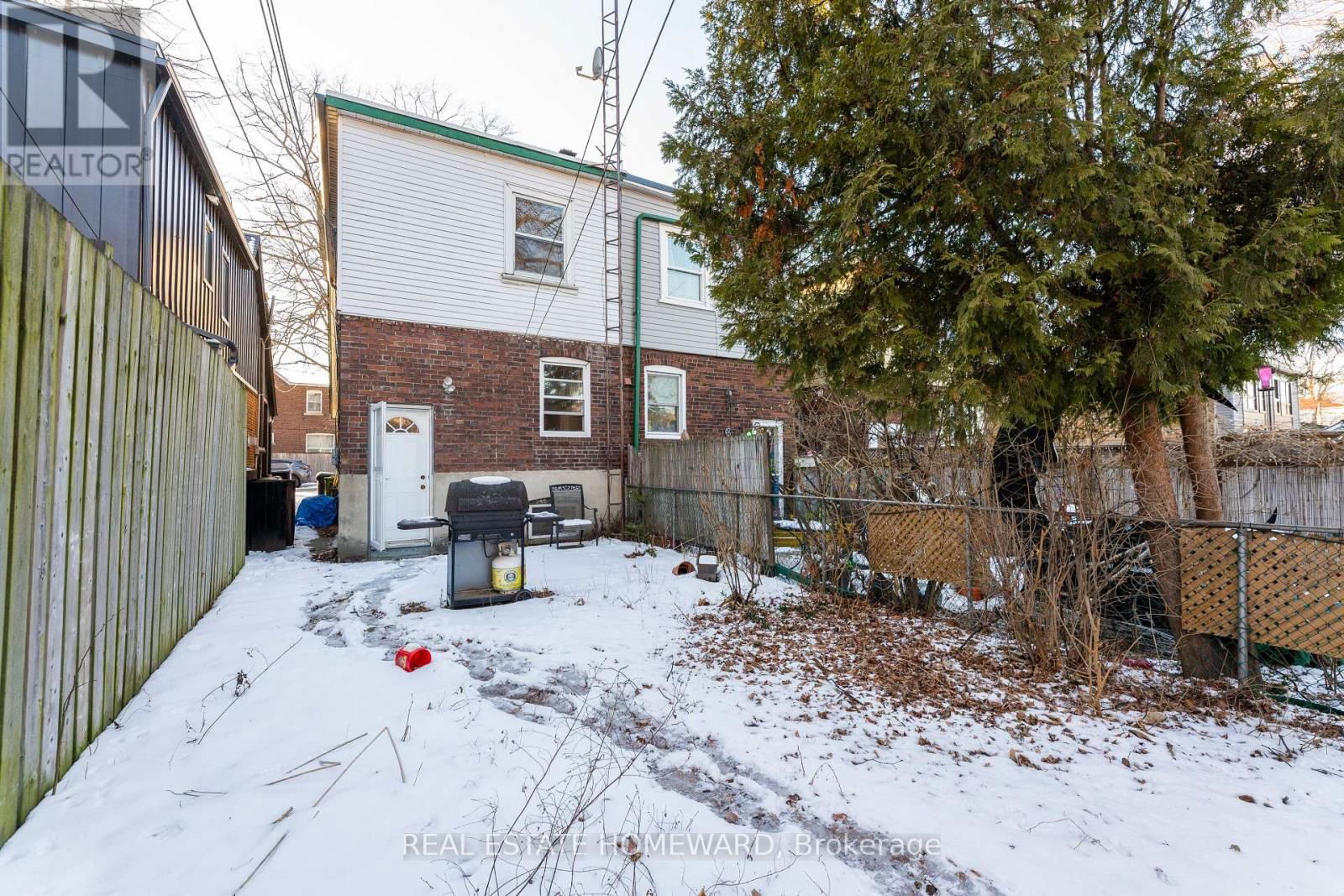 5 BILLINGS AVENUE Image 34