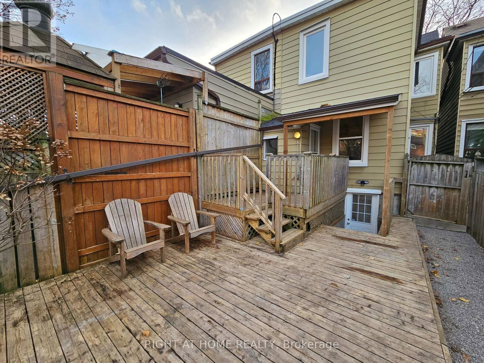 #2 - 127 HEWARD AVENUE Image 13